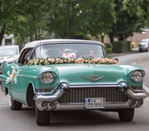 Brautauto - Blumen für Ihre Hochzeit von Blumen Flaschka Augsburg
